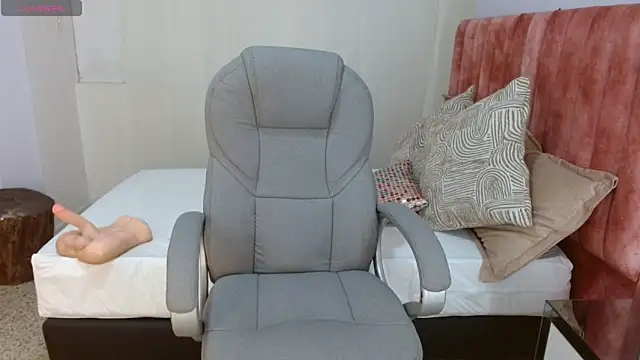 Snapshot of sussy_leon chatting on September 2025 12:39:01 PM sussy leon online show from September 2025 12:39:01 PM