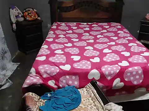 CANDYSWEET51 online show from February 2026 12:01:02 PM