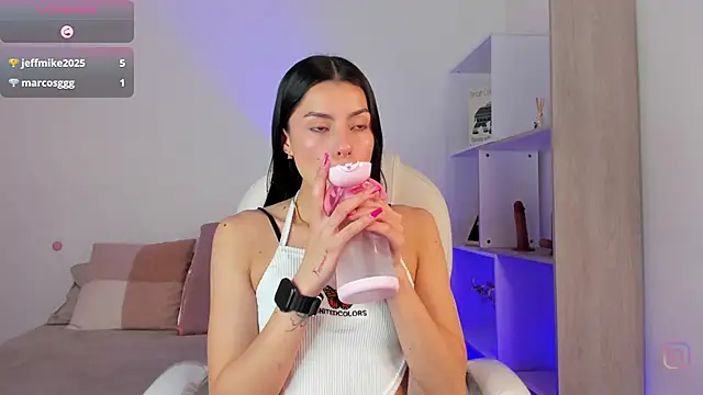 nattaly adams online show from March 2025 06:34:01 PM