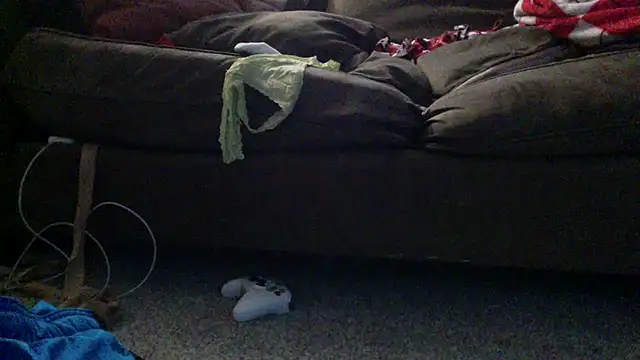 Snapshot of dirtything4u chatting on March 2025 09:42:02 PM dirtything4u online show from March 2025 09:42:02 PM