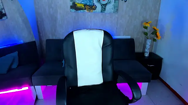 nova sex01 online show from February 2026 04:42:01 AM