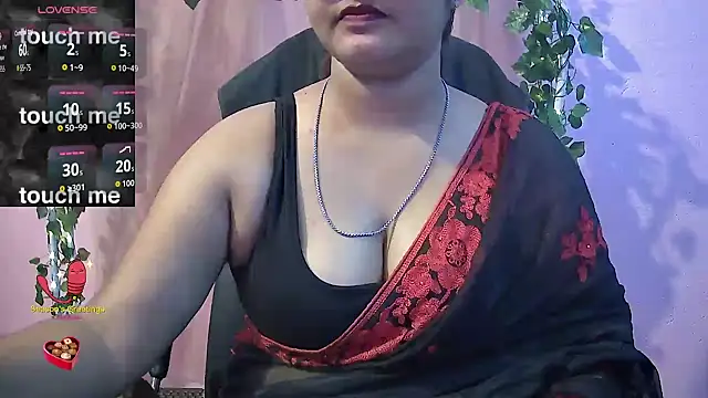 Snapshot of Pari-new chatting on May 2026 04:20:02 AM Pari-new online show from May 2026 04:20:02 AM