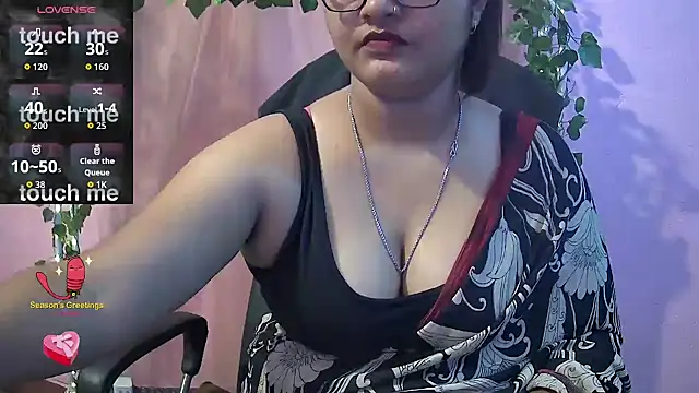 Snapshot of Pari-new chatting on May 2026 04:19:02 AM Pari-new online show from May 2026 04:19:02 AM