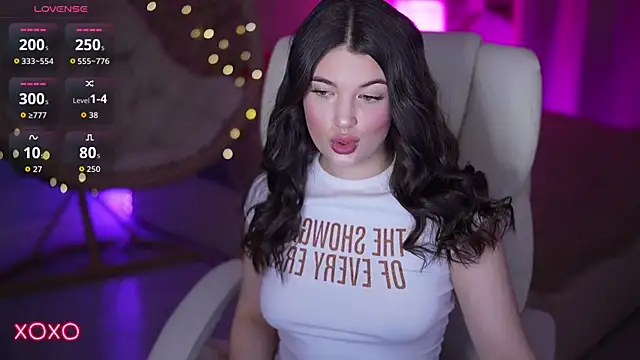 YourLolaBunny online show from March 2026 08:15:02 PM