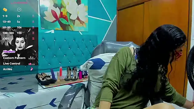 sabrina dupont online show from November 2025 12:38:02 PM