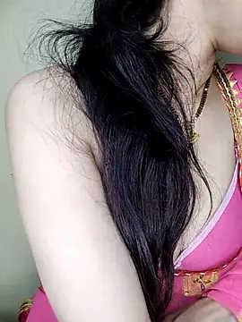 Snapshot of Fair-magic-woman chatting on March 2025 06:29:02 PM Fair-magic-woman online show from March 2025 06:29:02 PM