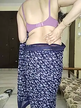 Fair-magic-woman online show from May 2026 10:07:01 PM