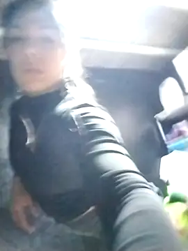 Karenn12 online show from September 2025 09:03:02 PM