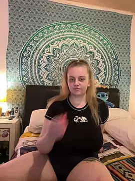 Snapshot of Vixen_Mistress_Ali chatting on December 2024 06:17:02 PM Vixen Mistress Ali online show from December 2024 06:17:02 PM