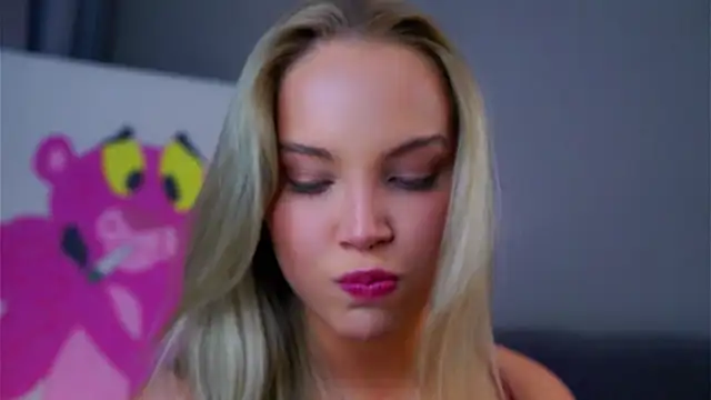 Snapshot of AftonConnett chatting on November 2025 01:05:01 AM AftonConnett online show from November 2025 01:05:01 AM