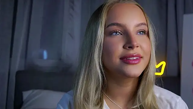 Snapshot of AftonConnett chatting on December 2025 01:10:01 AM AftonConnett online show from December 2025 01:10:01 AM