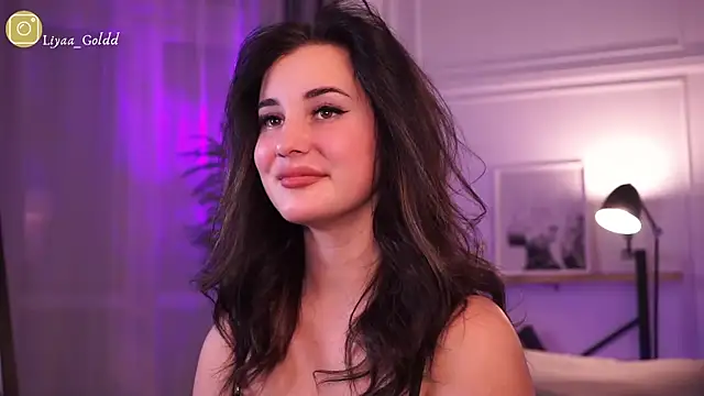 Snapshot of Liya_Gold_ chatting on February 2025 09:22:01 PM Liya Gold online show from February 2025 09:22:01 PM