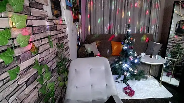 Hot Girl87 online show from December 2024 05:37:01 PM