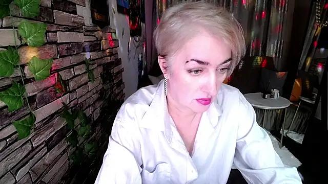 Hot Girl87 online show from January 2025 03:28:02 PM