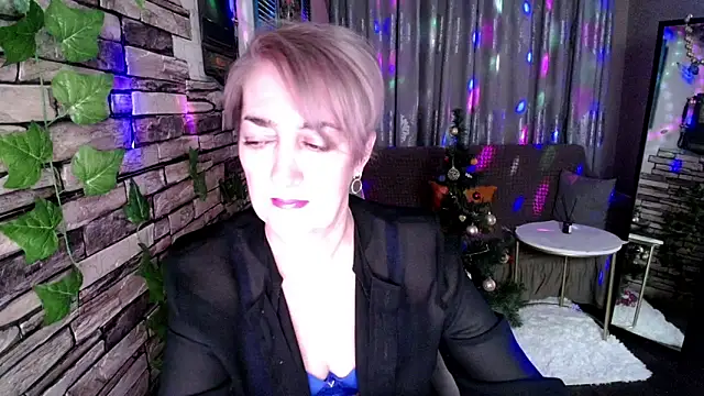 Hot Girl87 online show from January 2025 02:14:01 PM