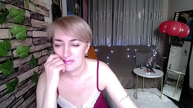 Hot Girl87 online show from February 2025 01:14:02 AM