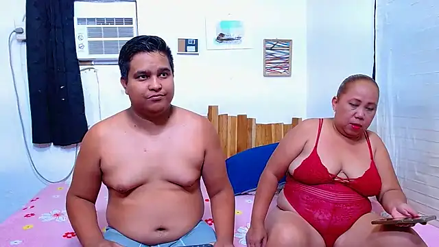 lucasandSofi online show from May 2026 10:40:02 PM