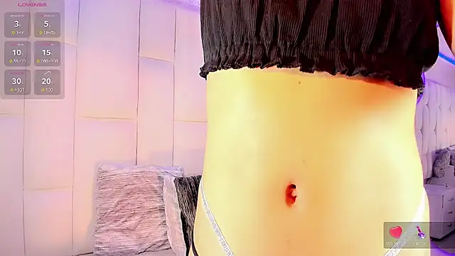 Snapshot of CandyJoselyn chatting on November 2025 12:38:01 PM CandyJoselyn online show from November 2025 12:38:01 PM