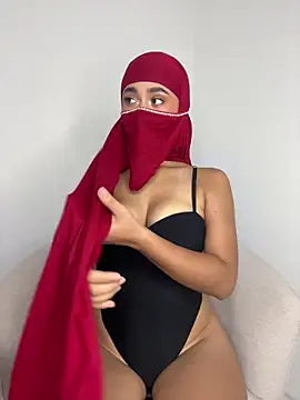 Julie Markk online show from June 2026 06:25:02 AM