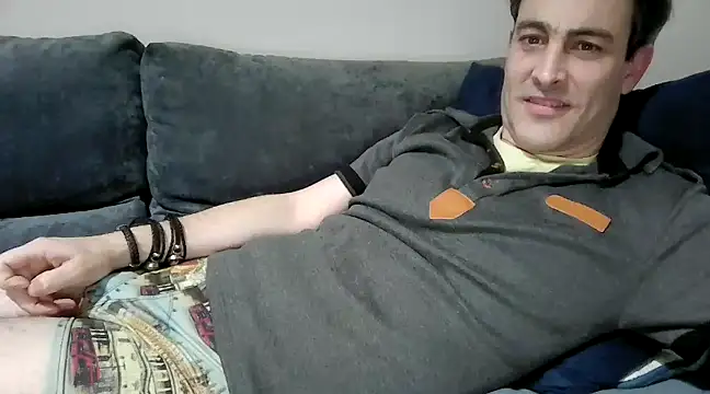 basquehotboy online show from December 2024 05:02:01 PM