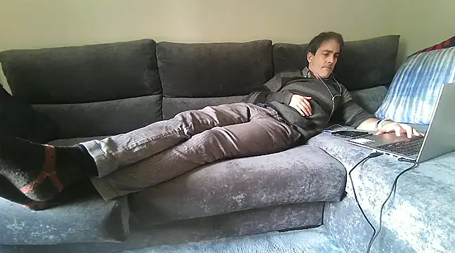 basquehotboy online show from January 2025 02:14:01 PM