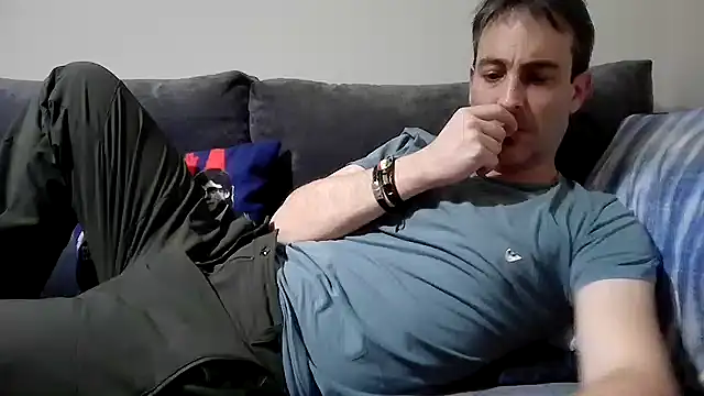 basquehotboy online show from February 2025 11:33:02 PM