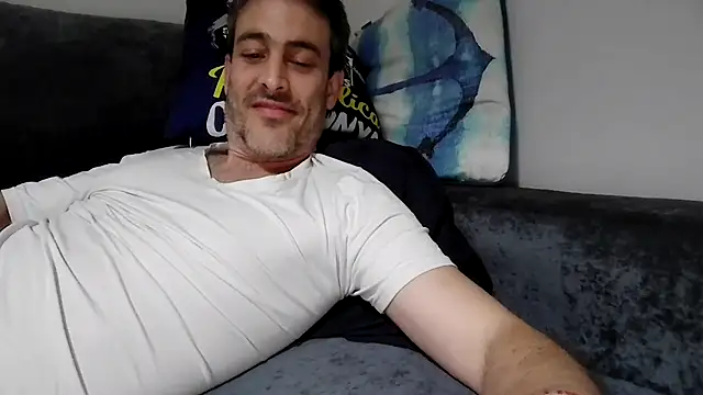 basquehotboy online show from February 2025 11:44:02 PM