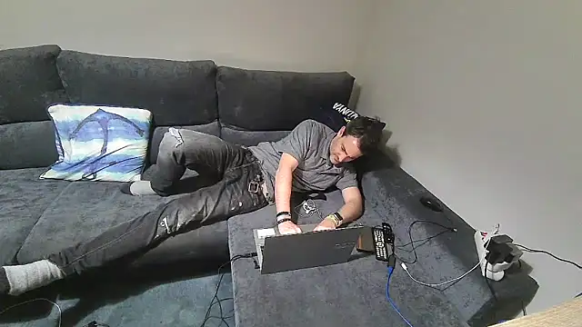 basquehotboy online show from March 2025 11:09:02 PM