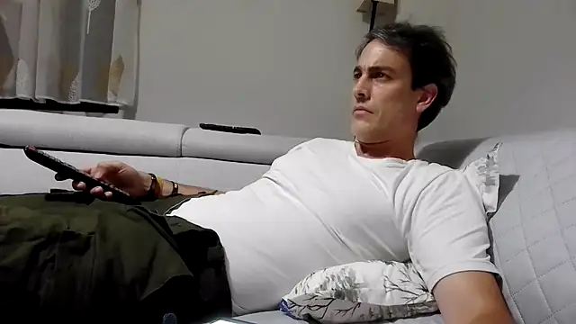 basquehotboy online show from September 2025 10:32:01 PM