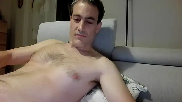 Snapshot of basquehotboy chatting on May 2026 12:16:02 AM basquehotboy online show from May 2026 12:16:02 AM