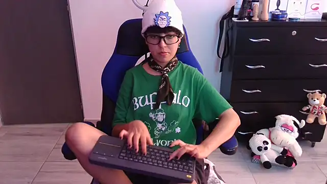 thomascooper7 online show from January 2026 06:54:01 PM