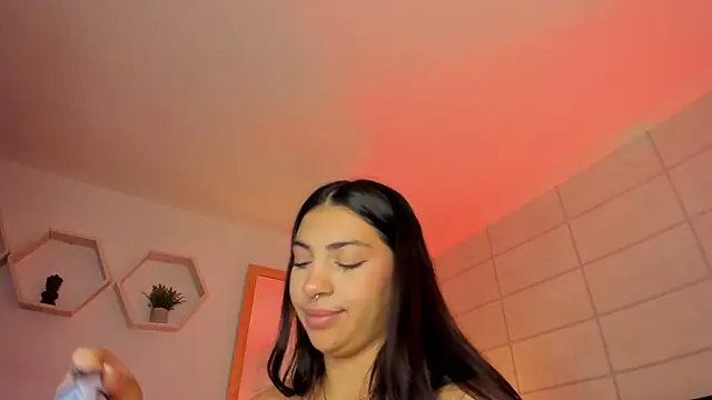 Christine Laam online show from November 2025 12:04:02 PM