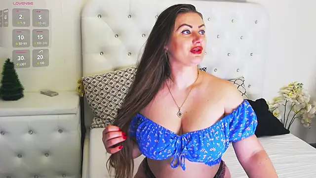 Ysabell01 online show from December 2025 05:28:01 AM