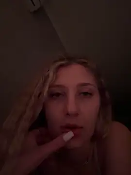 LivyyBossom online show from May 2026 11:11:01 PM