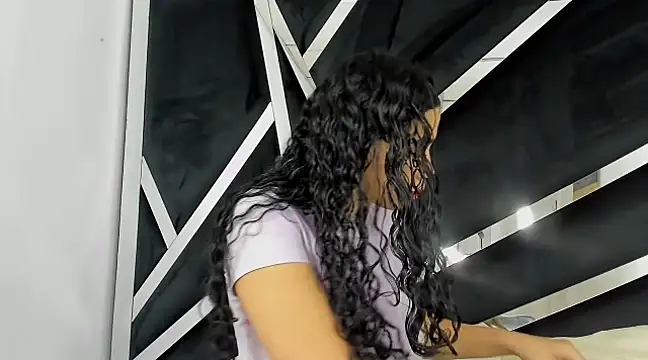 Sofia-candyht online show from March 2025 08:48:02 PM