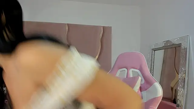 Sofia-candyht online show from April 2026 08:15:02 PM