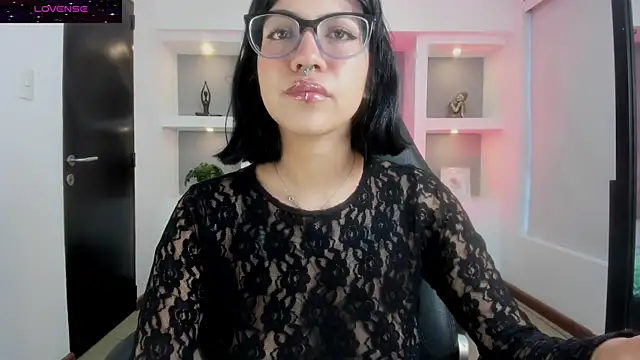 Snapshot of Gianna_foxy chatting on November 2025 09:06:02 PM Gianna foxy online show from November 2025 09:06:02 PM