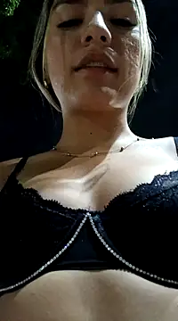 Snapshot of GIRL_DONCELLA chatting on December 2024 01:23:01 AM GIRL DONCELLA online show from December 2024 01:23:01 AM