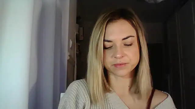 Snapshot of ashley_xlove chatting on January 2025 07:34:02 AM ashley xlove online show from January 2025 07:34:02 AM