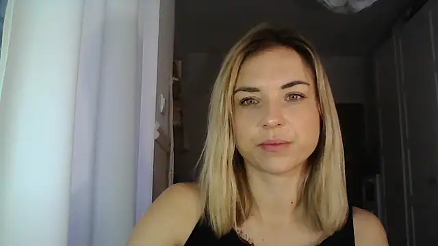 Snapshot of ashley_xlove chatting on January 2025 07:38:02 AM ashley xlove online show from January 2025 07:38:02 AM