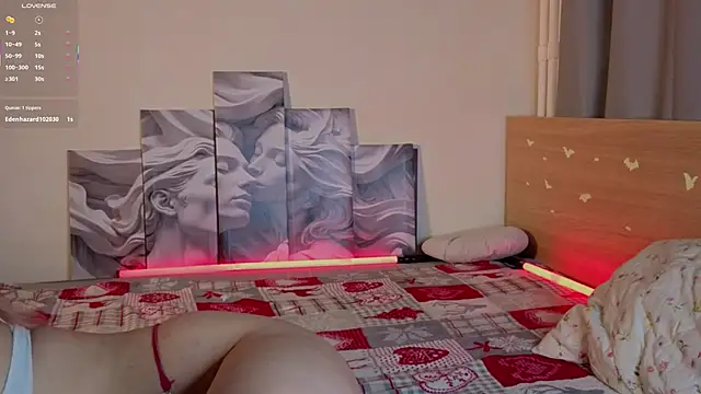 OttilieBurruss online show from February 2026 11:04:01 AM