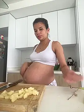 Snapshot of adop_me__ chatting on December 2024 06:50:01 PM adop me   online show from December 2024 06:50:01 PM