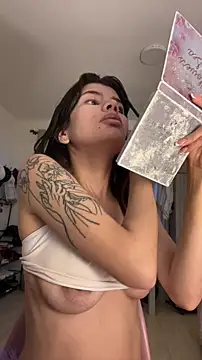 Snapshot of adop_me__ chatting on October 2025 10:29:01 PM adop me   online show from October 2025 10:29:01 PM