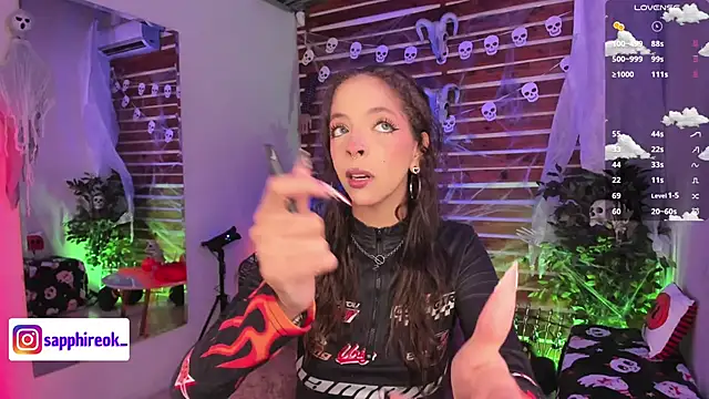 Snapshot of Sapphire_Venuss chatting on October 2025 02:17:02 AM Sapphire Venuss online show from October 2025 02:17:02 AM