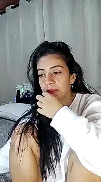 anngela01 online show from December 2024 01:58:02 AM