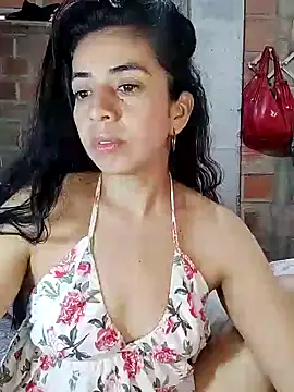 anngela01 online show from December 2024 02:11:01 PM