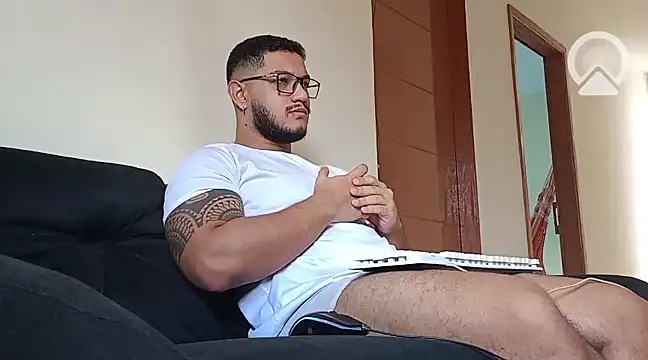 LoqHead online show from December 2024 05:59:01 PM