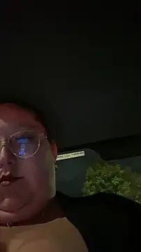 Snapshot of Chloee_ep chatting on November 2025 12:13:02 AM Chloee ep online show from November 2025 12:13:02 AM