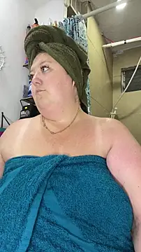 Snapshot of Chloee_ep chatting on December 2025 05:13:01 AM Chloee ep online show from December 2025 05:13:01 AM