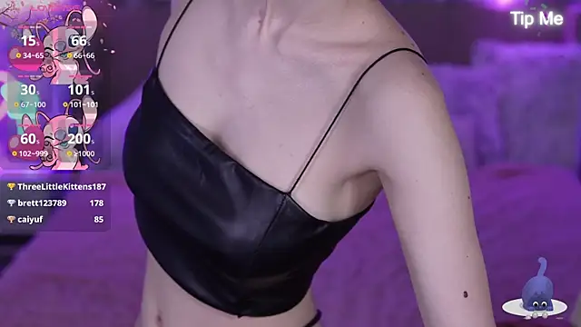 Snapshot of HaylaAmber chatting on March 2025 04:27:01 AM HaylaAmber online show from March 2025 04:27:01 AM